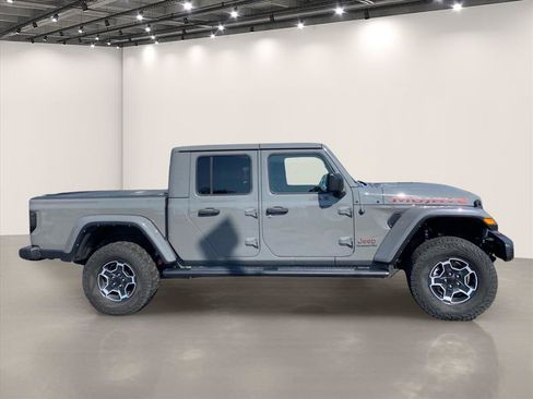 Used 2022 Jeep Gladiator Mojave w/ LED Lighting Group AWD/4WD image 8
