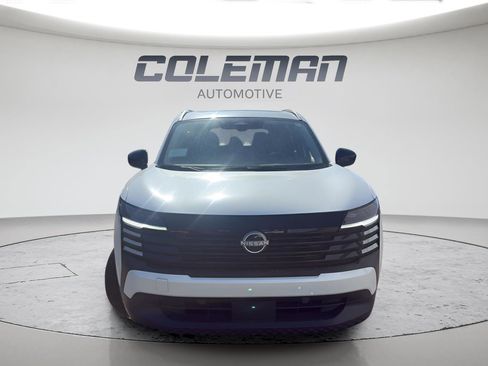 New 2026 Nissan Kicks SV w/ SV Premium Package FWD image 13