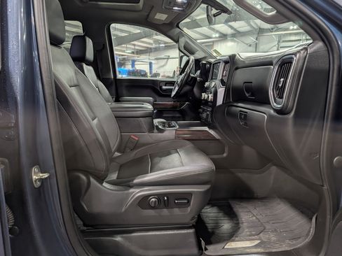Used 2021 GMC Sierra 3500 SLT w/ SLT Convenience Package image 14