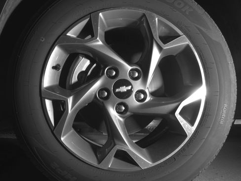 Used 2025 Chevrolet Trax LT w/ LT Convenience Package FWD image 12