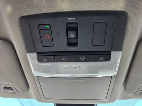 Used 2023 Nissan Altima 2.5 SL FWD image 28