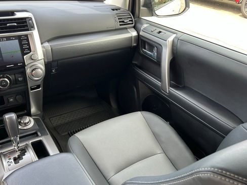 Certified 2024 Toyota 4Runner SR5 Premium w/ Moonroof Package AWD/4WD image 19