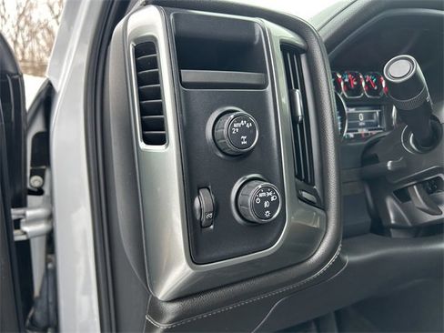 Used 2018 Chevrolet Silverado 1500 LTZ w/ LTZ Plus Package image 22