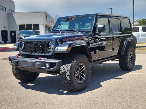Certified 2024 Jeep Wrangler Unlimited Rubicon AWD/4WD image 4