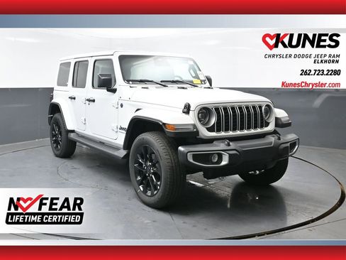 Used 2025 Jeep Wrangler Unlimited Sahara AWD/4WD image 1