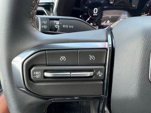 Used 2026 GMC Canyon AT4 AWD/4WD image 34