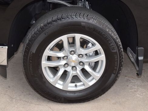 Used 2025 Chevrolet Silverado 1500 LT w/ Texas Edition Plus image 36