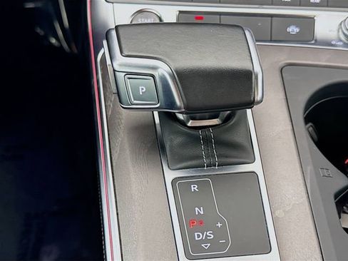 Used 2024 Audi A6 Premium Plus image 16