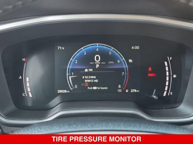 Used 2025 Toyota Corolla Cross XLE AWD/4WD image 21