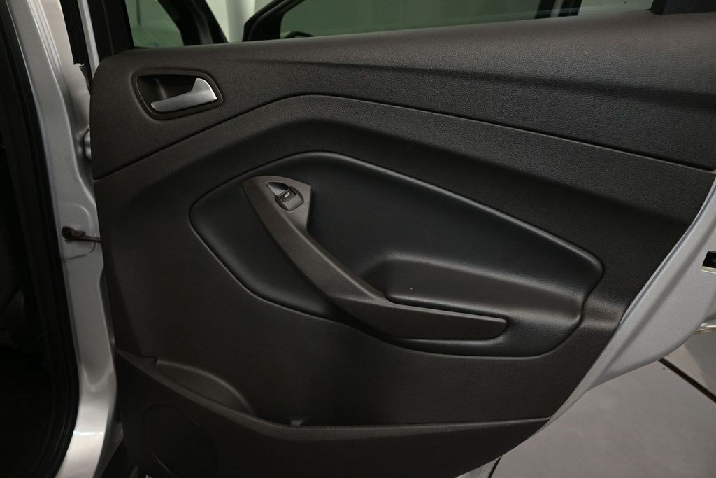 Used 2018 Ford Escape SE AWD/4WD image 11