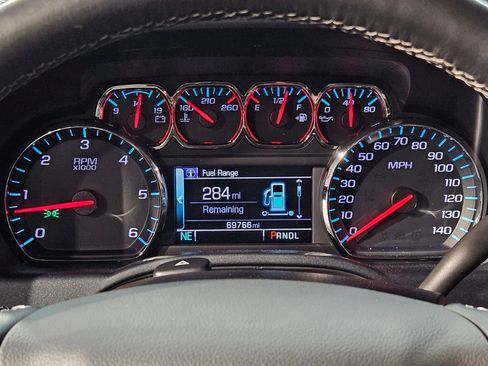 Used 2018 GMC Sierra 1500 SLT image 15