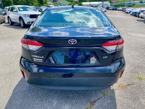 Used 2024 Toyota Corolla LE FWD image 6