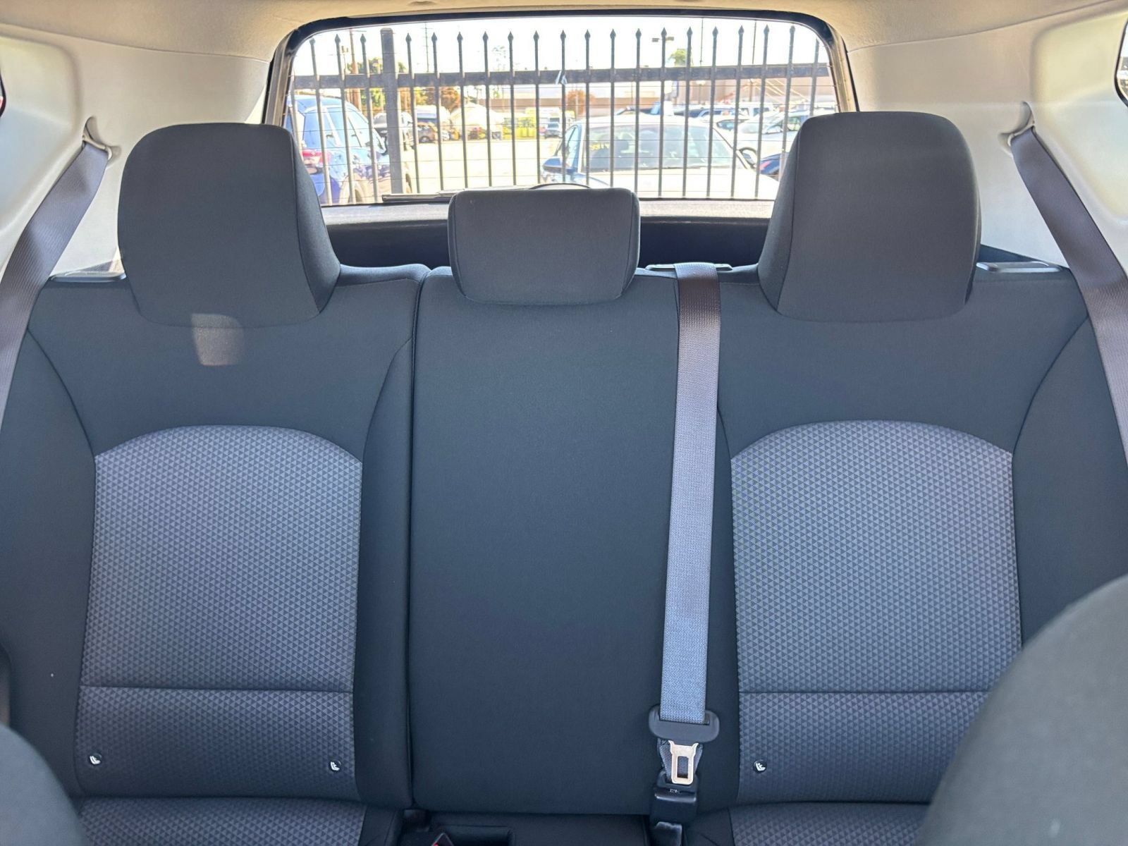 Used 2025 Kia Soul LX w/ LX Technology Package FWD image 37