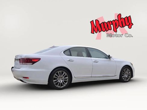 Used 2013 Lexus LS 460 w/ Comfort Pkg RWD image 3