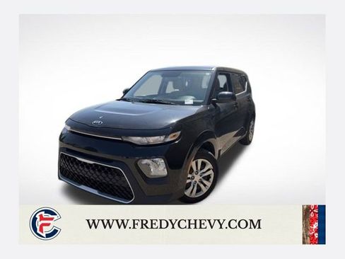 Used 2020 Kia Soul LX FWD image 1