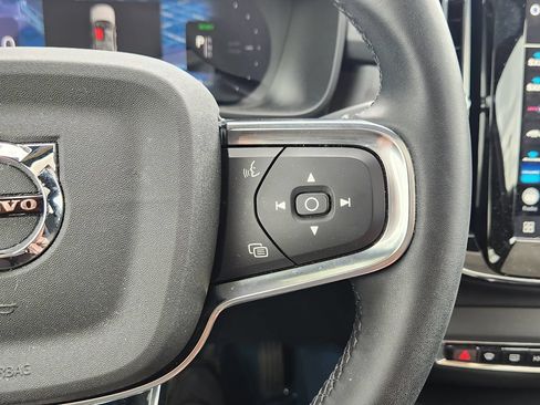 Used 2023 Volvo C40 P8 Recharge Plus AWD/4WD image 18