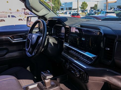 Used 2024 Chevrolet Silverado 1500 LT Trail Boss w/ Protection Package image 19