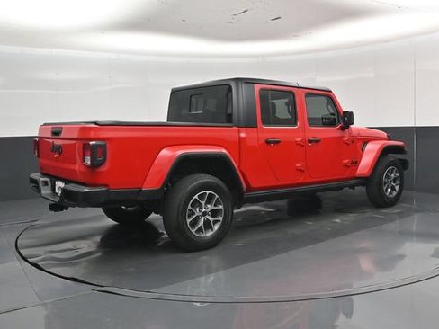 Used 2024 Jeep Gladiator Sport AWD/4WD image 27
