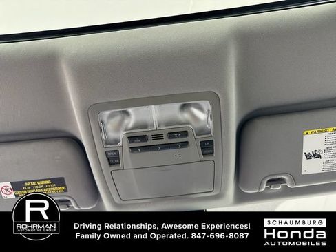 Used 2017 Toyota Highlander XLE AWD/4WD image 10