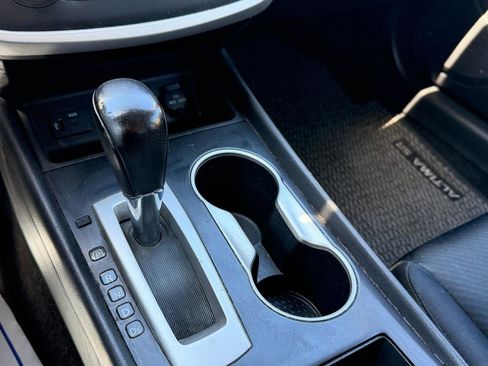 Used 2016 Nissan Altima 2.5 SR FWD image 22