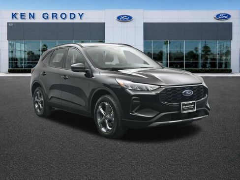 Used 2025 Ford Escape ST-Line AWD/4WD image 1