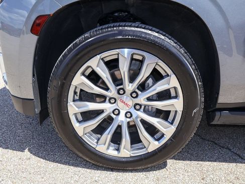 Used 2022 GMC Yukon Denali AWD/4WD image 38