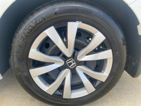 Certified 2023 Honda Civic LX image 26