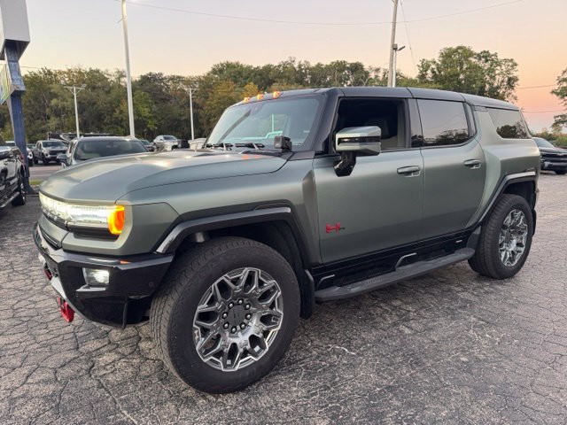 Used 2024 GMC Hummer EV 3X w/ LPO, Illumination Package AWD/4WD image 3