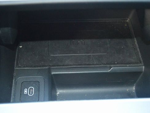 Certified 2025 Land Rover Range Rover Evoque S image 29