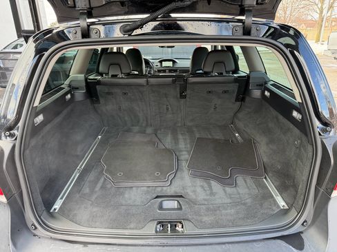 Used 2015 Volvo XC70 T5 Premier w/ Proximity Package image 17