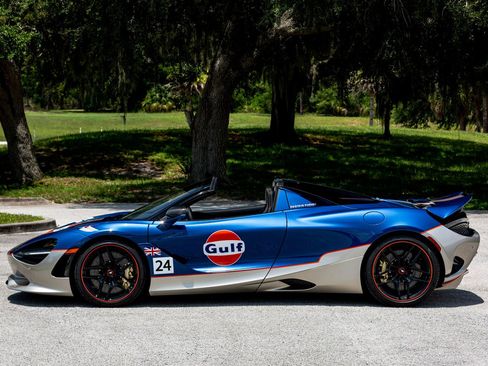 New 2024 McLaren 750S Spider image 6