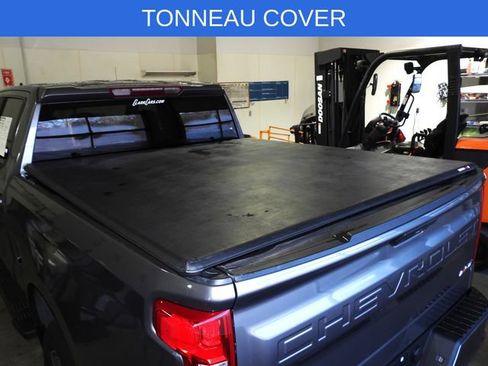 Used 2021 Chevrolet Silverado 1500 RST w/ Z71 Off-Road Package image 3