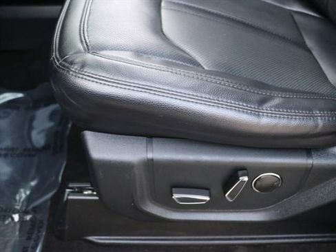 Used 2021 Ford Expedition Limited image 20