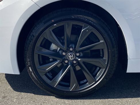 Certified 2025 Toyota Corolla SE image 12