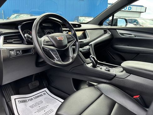 Used 2024 Cadillac XT5 Luxury w/ LPO, Floor Liner Package AWD/4WD image 9