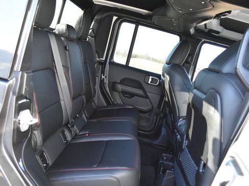 New 2026 Jeep Gladiator Rubicon AWD/4WD image 29