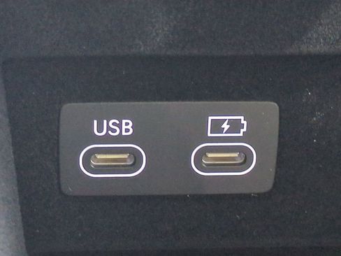 New 2026 Genesis GV70 2.5T Advanced image 23