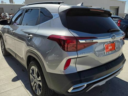 Used 2021 Kia Seltos S AWD/4WD image 7