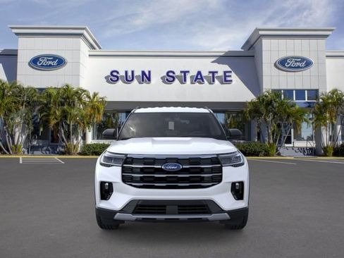 New 2026 Ford Explorer Active w/ Active Comfort Package image 8