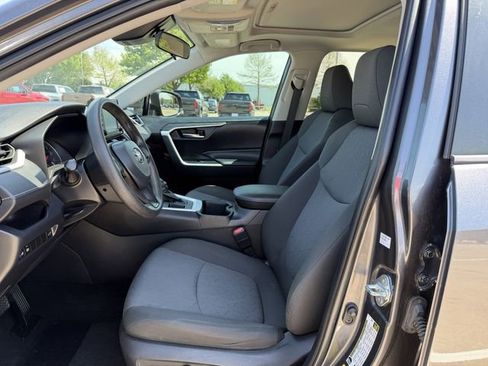 Certified 2022 Toyota RAV4 XLE w/ Convenience Package image 25