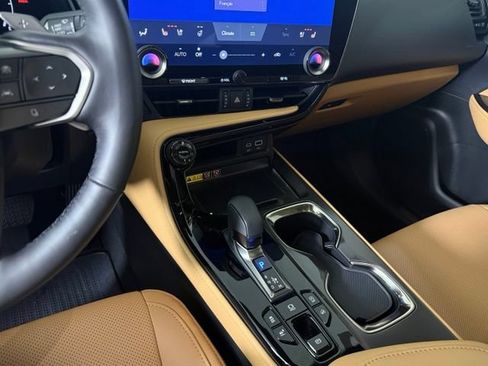 Certified 2025 Lexus NX 350 AWD w/ Accessory Package (2T) image 32