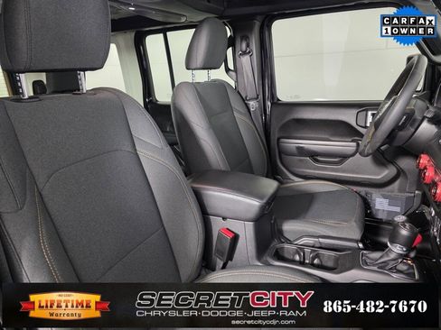 Used 2024 Jeep Wrangler Sport S image 32