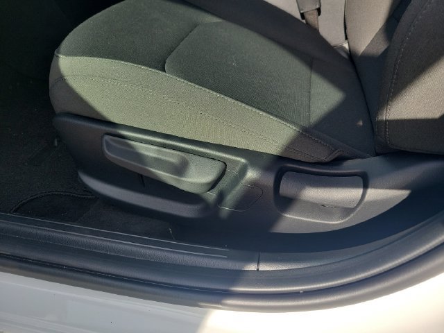 New 2026 Kia K4 FWD image 13