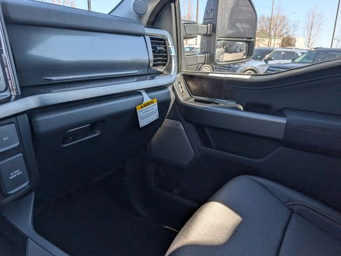 New 2026 Ford F250 Lariat w/ Tremor Off-Road Package image 31