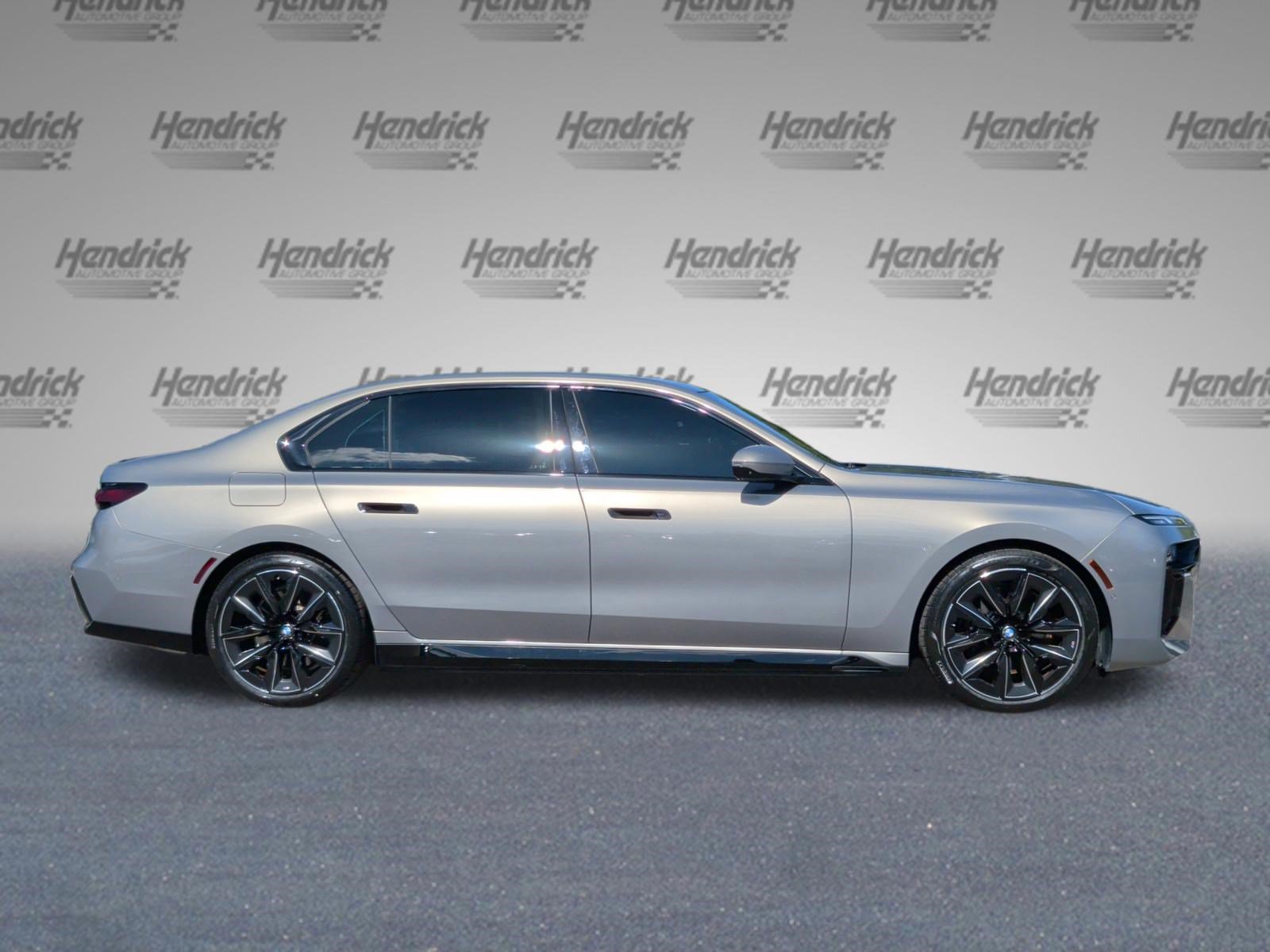 Used 2024 BMW i7 eDrive50 w/ M Sport Package RWD image 6