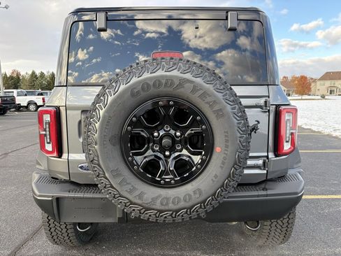 New 2025 Ford Bronco Badlands w/ Sasquatch Package image 7