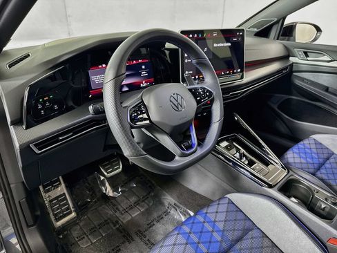 Used 2026 Volkswagen Golf w/ Euro Style Package AWD/4WD image 9