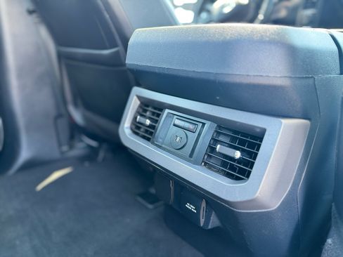 Used 2023 Ford F250 Lariat w/ Lariat Ultimate Package AWD/4WD image 43