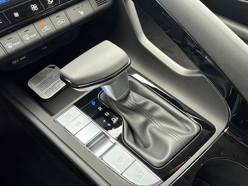 New 2026 Hyundai Elantra Limited FWD image 29