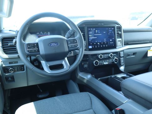 New 2026 Ford F150 XLT AWD/4WD image 2